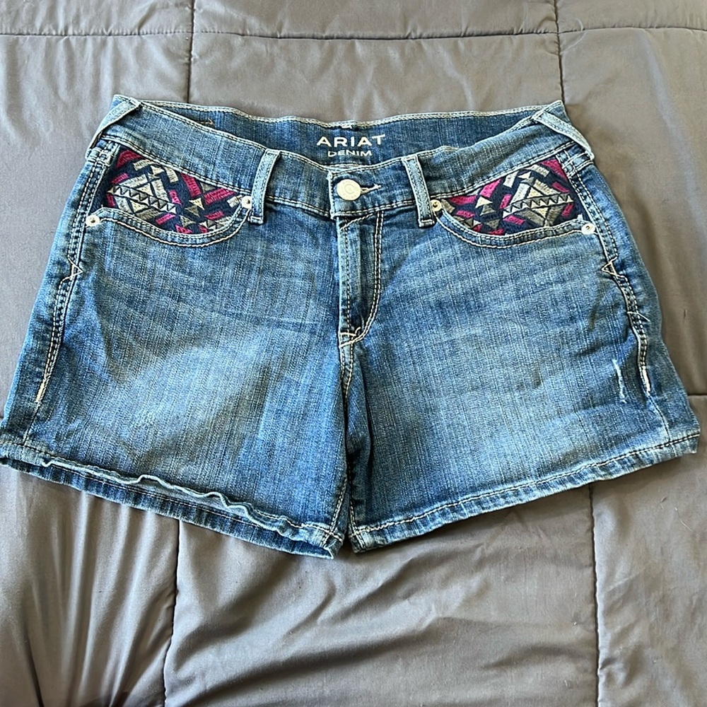 Ariat woman’s shorts